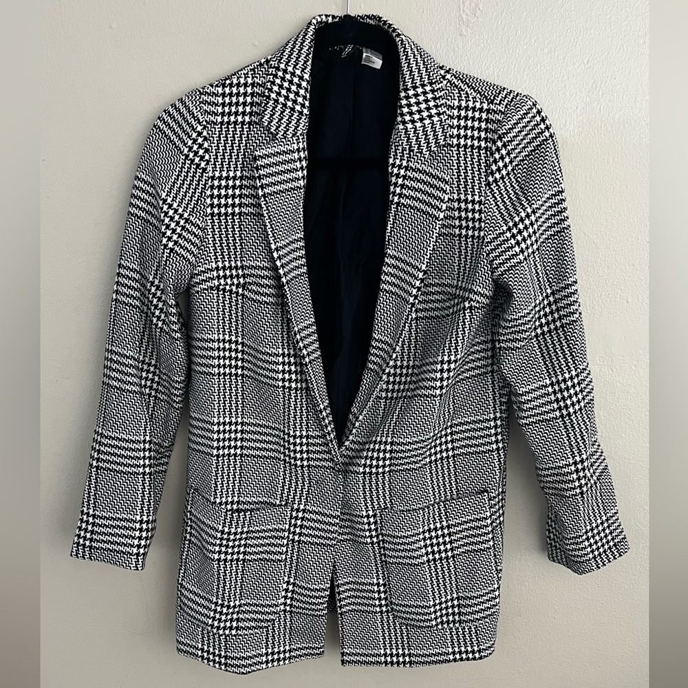 H&M • Divided Plaid Long Blazer